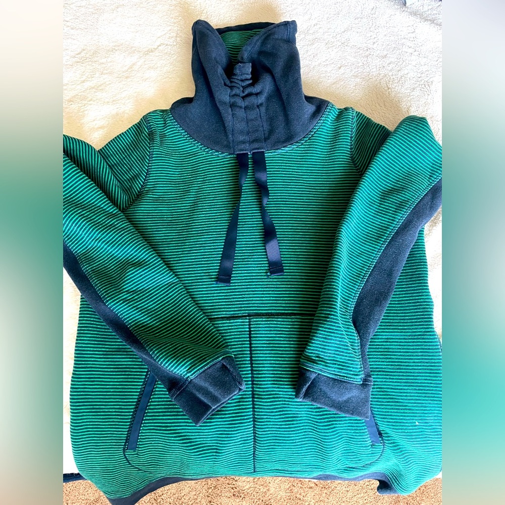 Lululemon Funnel Neck Sweatshirt